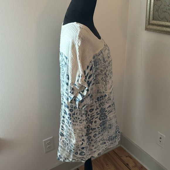 Lungo L’arno Made in Italy 100% Linen blue animal print over natural tan top 1X - Picture 3 of 9